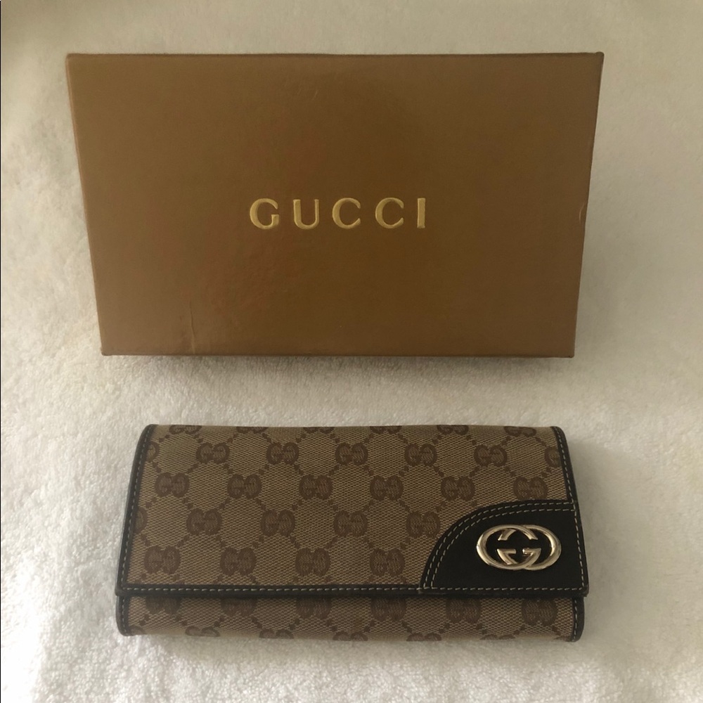 💯 AUTHENTIC GUCCI VINTAGE WALLET